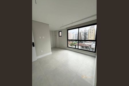 5_photo/9527383e4f.6a7e3346eebbf454-ATLAS-3d960d12-dd8f-45a7-9c9e-be211163479d.jpg de apartamento à venda com 1 quarto, 37m² em Centro, Florianópolis