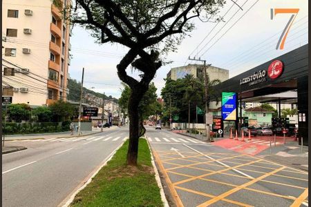 6_photo/9527383e5f.4b97d93b93dc02ae-ATLAS-3d2efc9d-67b7-4f9b-b206-ce661d87648b.jpg de apartamento à venda com 3 quartos, 64m² em Centro, Florianópolis