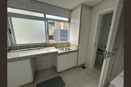 5_photo/9527383e79.8892b55aa737f9b2-ATLAS-d457cd0e-9b13-4c0c-b8bb-d0d7ffa8f6da.jpg de apartamento à venda com 4 quartos, 151m² em Centro, Florianópolis