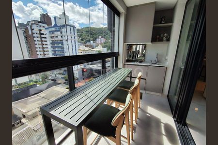 7_photo/9527383e7f.07538955d6908ff7-ATLAS-4e5accee-9fb4-4b25-bd9a-1900287d6716.jpg de apartamento à venda com 3 quartos, 180m² em Centro, Florianópolis