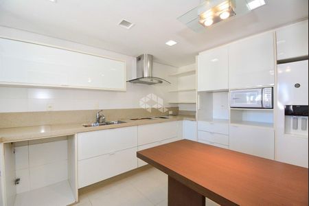 20_photo/9527383ea1.472fee17ac892a7c-ATLAS-cca8a382-7071-47ef-a70a-c5b1a55cfa96.jpg de apartamento à venda com 4 quartos, 162m² em Centro, Florianópolis