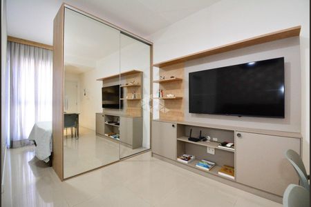 10_photo/9527383edb.f2bfaed4af7a5e8b-ATLAS-2c01549a-94fd-4f65-afc3-6bdcf364b2fb.jpg de apartamento à venda com 1 quarto, 32m² em Centro, Florianópolis