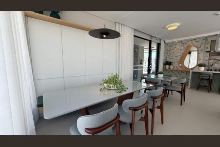 5_photo/9527383ee7.0db6de977de693c8-ATLAS-30e342b6-b70c-41ad-b2ac-61df642143e8.jpg de apartamento à venda com 2 quartos, 69m² em Centro, Florianópolis