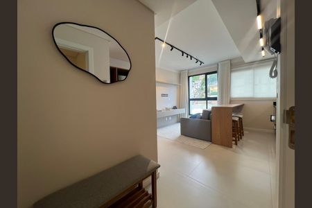 2_photo/9527383ee7.a3735c8e96916dcd-ATLAS-22af96cc-33c7-4af0-ac8b-288f0f126a2b.jpg de apartamento para alugar com 1 quarto, 39m² em Centro, Florianópolis