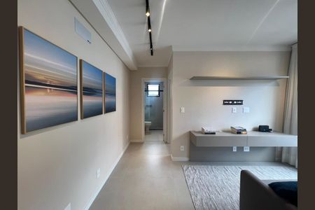 10_photo/9527383ee7.a3735c8e96916dcd-ATLAS-7b56dab0-dc14-4cc5-88d3-cb8f61b103a7.jpg de apartamento para alugar com 1 quarto, 39m² em Centro, Florianópolis