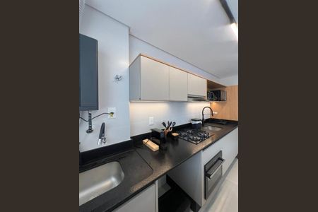 8_photo/9527383ee7.a3735c8e96916dcd-ATLAS-8f11f824-11d4-46a7-aeb1-aedd489ea5d9.jpg de apartamento para alugar com 1 quarto, 39m² em Centro, Florianópolis