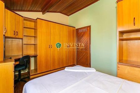 28_photo/9527383faf.e182d30f96765f76-ATLAS-7e7073cb-56c4-49b3-8a21-8eeecbfea8d6.jpg de casa à venda com 3 quartos, 250m² em Centro, Florianópolis