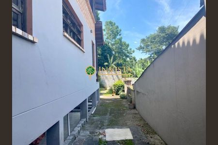 4_photo/9527383faf.e182d30f96765f76-ATLAS-9ae1accf-2d8f-46b0-9a05-a724935f53b6.jpg de casa à venda com 3 quartos, 250m² em Centro, Florianópolis