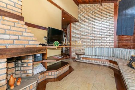 12_photo/9527383faf.e182d30f96765f76-ATLAS-cfed5162-e6aa-4d13-97ad-459a3743b892.jpg de casa à venda com 3 quartos, 250m² em Centro, Florianópolis