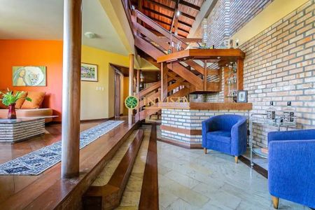 8_photo/9527383faf.e182d30f96765f76-ATLAS-e56ebb66-ef76-4a89-8360-711702be3b1c.jpg de casa à venda com 3 quartos, 250m² em Centro, Florianópolis