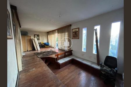 10_photo/9527383fb1.c06c3c5dbfc3661b-ATLAS-9fac80f4-e9bb-46ea-8bbe-386e7ca546e3.jpg de casa à venda com 5 quartos, 363m² em Centro, Florianópolis