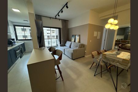 10_photo/9527383fb7.c6380b1b4a2bafa1-ATLAS-52d749a6-b449-4f4d-9210-be27cdb96539.jpg de apartamento à venda com 2 quartos, 74m² em Centro, Florianópolis