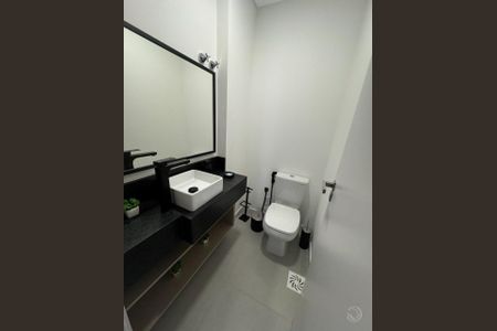 13_photo/9527383fb7.c6380b1b4a2bafa1-ATLAS-bea61bfb-adac-4f36-92ce-e1fd175c5826.jpg de apartamento à venda com 2 quartos, 74m² em Centro, Florianópolis