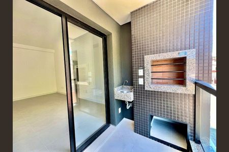 2_photo/9527383fc9.32c3cbe2f1079832-ATLAS-0bbfab9b-8192-4046-a9d1-fe7b0dd15720.jpg de apartamento à venda com 2 quartos, 67m² em Centro, Florianópolis