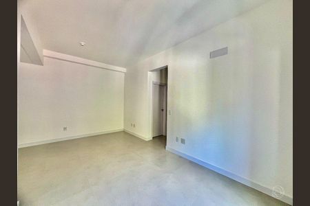 5_photo/9527383fc9.32c3cbe2f1079832-ATLAS-c4b8a4b5-4dc8-4f9a-b8c3-d935735d4de8.jpg de apartamento à venda com 2 quartos, 67m² em Centro, Florianópolis