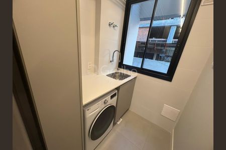 8_photo/9527383fc9.581e141f3187dc3b-ATLAS-2cdb67c5-379f-40ad-a1fc-266edc35bbcf.jpg de apartamento para alugar com 2 quartos, 52m² em Centro, Florianópolis