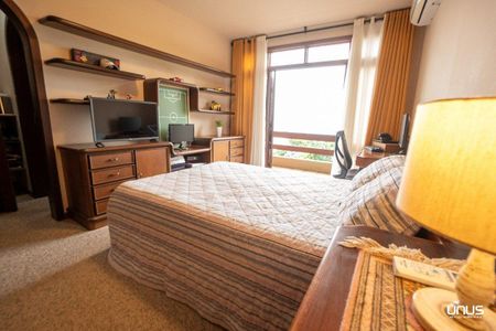 26_photo/9527384021.6ba4ef9df26df2e3-ATLAS-fea305c4-5a81-4e7b-9e90-20e7537f94ee.jpg de casa à venda com 4 quartos, 410m² em Agronômica, Florianópolis