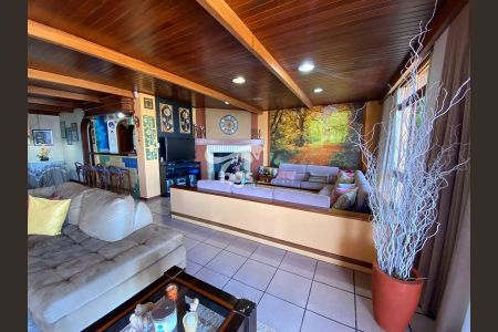 20_photo/9527384035.ceff8192393c33de-ATLAS-da015d9e-8a77-4419-a4e2-ee48e8a2e19c.jpg de casa à venda com 4 quartos, 410m² em Centro, Florianópolis