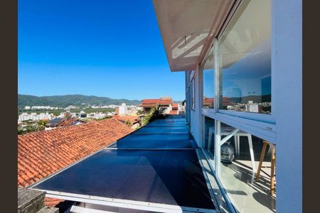 8_photo/95273842d3.f04eb875c589874c-ATLAS-56f94205-8dca-4dd8-9fdf-b4e7726f514a.jpg de casa à venda com 5 quartos, 220m² em Trindade, Florianópolis