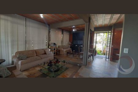 5_photo/9527384351.aee49e73b172d5f5-ATLAS-ac96f7fe-fa1a-47da-b760-c5d7e4194e6b.jpg de casa à venda com 3 quartos, 226m² em Trindade, Florianópolis