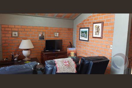 2_photo/9527384351.aee49e73b172d5f5-ATLAS-dd9bae23-883a-444c-ab53-33e295d7b94a.jpg de casa à venda com 3 quartos, 226m² em Trindade, Florianópolis