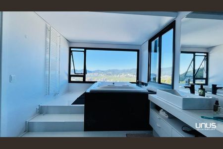 25_photo/952738435f.1b425c5530209fa3-ATLAS-83d7b65a-be93-4e11-bf8f-92f1a3ec2c73.jpg de casa à venda com 4 quartos, 285m² em Trindade, Florianópolis