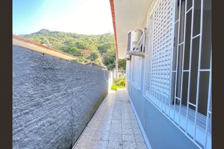 6_photo/9527384ad7.de1539f27b8bccfe-ATLAS-44440af4-bfe5-4ac2-ac3e-144f95b0d3e7.jpg de casa à venda com 3 quartos, 120m² em Saco dos Limões, Florianópolis