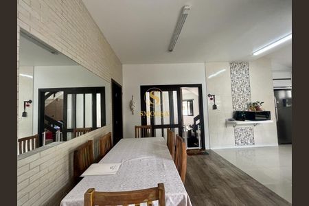 4_photo/9527384ae3.bb2cfda027800a9a-ATLAS-6dbae477-8801-4fb4-b9f0-53df8b984d55.jpg de casa à venda com 3 quartos, 162m² em Saco dos Limões, Florianópolis