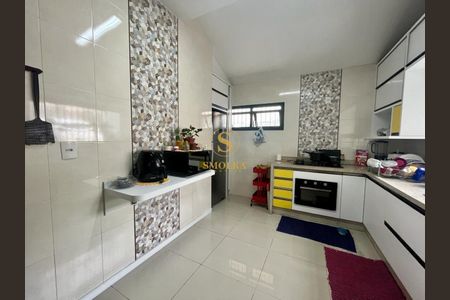 12_photo/9527384ae3.bb2cfda027800a9a-ATLAS-e82115f4-19c5-48ae-b1b1-292bb7133e2d.jpg de casa à venda com 3 quartos, 162m² em Saco dos Limões, Florianópolis