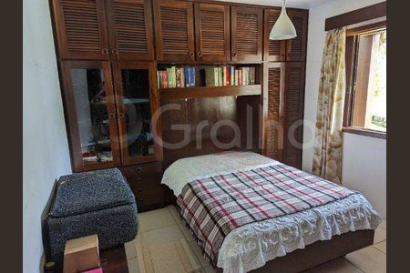 8_photo/9527385067.85bd9762b735a316-ATLAS-7b2b2d0a-a5fa-4fbc-857a-b21d6afc9b62.jpg de casa à venda com 6 quartos, 327m² em Trindade, Florianópolis