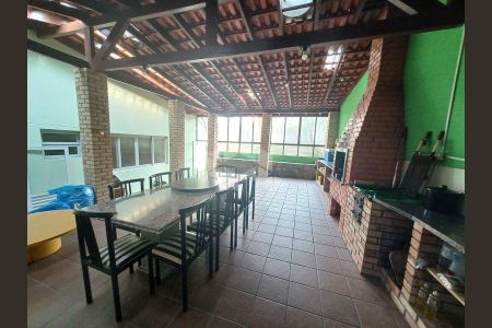 10_photo/9527385145.4e1a6e6486a440d9-ATLAS-cd5d379d-851e-4c90-a9da-d35be8d9dbea.jpg de casa para alugar com 4 quartos, 278m² em Trindade, Florianópolis