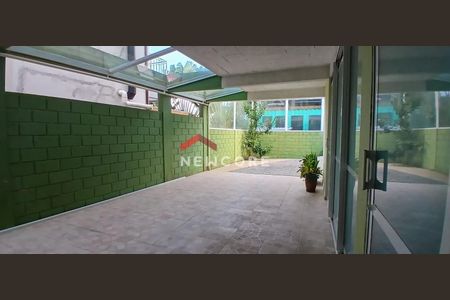 40_photo/952738516f.6fa24c30896ad7dc-ATLAS-6dbc2e67-50c6-44cf-b8fa-48d08dcae5c3.jpg de casa à venda com 3 quartos, 436m² em Trindade, Florianópolis