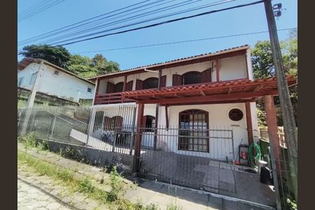 3_photo/9527385221.59abdc00308a7dc6-ATLAS-4cde6efa-5a7e-401f-9dae-9da80fcd55dd.jpg de casa à venda com 3 quartos, 130m² em Trindade, Florianópolis