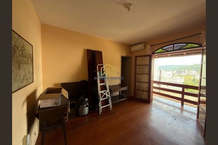 16_photo/9527385245.7e2ea02b9085bf9d-ATLAS-5205fe70-e997-4db5-84d0-7d8e5379640e.jpg de casa à venda com 5 quartos, 130m² em Trindade, Florianópolis