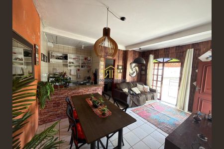 2_photo/9527385245.7e2ea02b9085bf9d-ATLAS-a674afb6-681a-421c-9cfc-aa790c693dab.jpg de casa à venda com 5 quartos, 130m² em Trindade, Florianópolis