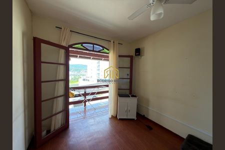 14_photo/9527385245.7e2ea02b9085bf9d-ATLAS-e3c4123c-6fb3-4dd2-ad46-7829079531cf.jpg de casa à venda com 5 quartos, 130m² em Trindade, Florianópolis