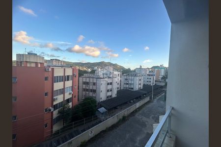 6_photo/95273853e5.72b1f306150a30b2-ATLAS-75b91c4a-fa90-4fdf-a256-41e2b3a5e6a7.jpg de apartamento à venda com 2 quartos, 69m² em Carvoeira, Florianópolis