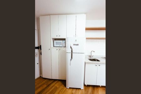 1_photo/95273853f1.2a52494761eeab52-ATLAS-0c8fce99-0fc3-4ab0-a1ec-8affc49979bd.jpg de apartamento para alugar com 1 quarto, 30m² em Trindade, Florianópolis