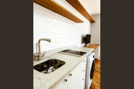 7_photo/95273853f1.2a52494761eeab52-ATLAS-4f7eacbc-5e6d-41ea-b865-9a8bd520dfd8.jpg de apartamento para alugar com 1 quarto, 30m² em Trindade, Florianópolis