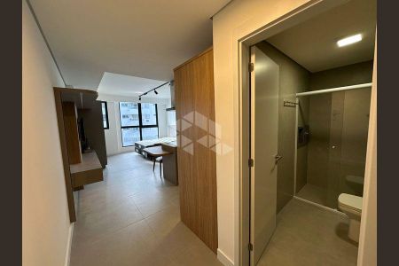 7_photo/9527385577.31f2fc4bfeb9f316-ATLAS-9ad7eceb-6c0d-49b5-a9dd-2bdce2773a2a.jpg de kitnet/studio para alugar com 1 quarto, 35m² em Trindade, Florianópolis