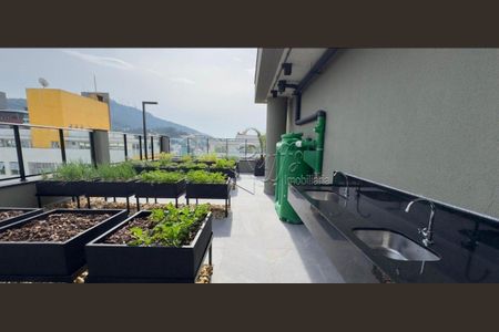 4_photo/9527385577.e6f02a1e96aef2b1-ATLAS-a670160a-d776-48a3-be2d-a6df327d2c6f.jpg de apartamento à venda com 1 quarto, 33m² em Trindade, Florianópolis