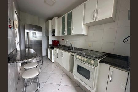 2_photo/9527385657.cdd1708db5f1722a-ATLAS-0fd6c9bd-59ff-459f-b3ee-6eb0c7b08860.jpg de apartamento à venda com 3 quartos, 84m² em Trindade, Florianópolis