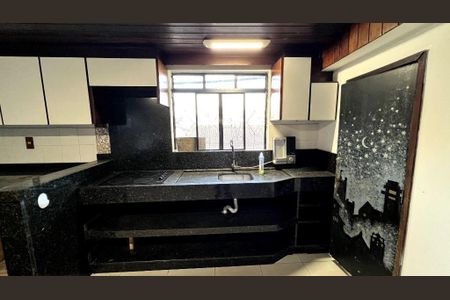 3_photo/95273856d3.70986b2d83168018-ATLAS-fe68dae7-7763-48e0-8f91-b4036cb42e55.jpg de casa para alugar com 2 quartos, 90m² em Trindade, Florianópolis