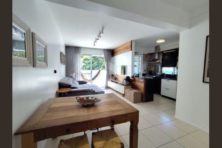 2_photo/9527385763.6a0bfe82cf1014e0-ATLAS-fdfb2cac-0807-491f-a09e-dae1ddeef768.jpg de apartamento para alugar com 2 quartos, 140m² em Trindade, Florianópolis