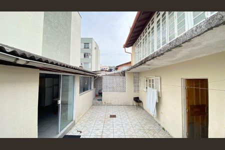 4_photo/9527385843.8e927f3430f5a69c-ATLAS-a01190d4-60b9-4ea7-a310-ba0c033b9287.jpg de casa à venda com 10 quartos, 77m² em Trindade, Florianópolis