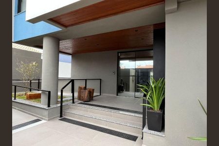 12_photo/95273858e1.7e2ea02b9085bf9d-ATLAS-4af1b1e5-0162-4e05-a787-8bcfbd671572.jpg de apartamento à venda com 2 quartos, 73m² em Trindade, Florianópolis