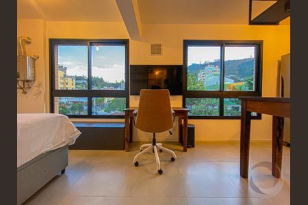 10_photo/952738590f.b4aa9779ed5d867c-ATLAS-58e3758c-d632-49db-95dd-7e733111c838.jpg de apartamento à venda com 1 quarto, 31m² em Trindade, Florianópolis