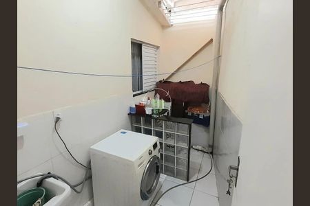 8_photo/9527385993.4cea1a0b3f6bbd2f-ATLAS-566758f3-69ed-4e7d-b40d-e01e3ed0b5ad.jpg de casa à venda com 3 quartos, 93m² em Trindade, Florianópolis