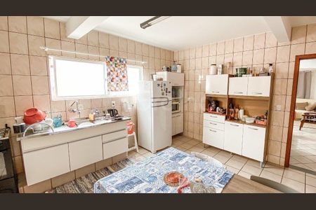 7_photo/9527385a45.80a7f3f1b00bd23a-ATLAS-c5beebff-e9f1-4529-afa7-b4f52b3ad47d.jpg de casa à venda com 8 quartos, 253m² em Trindade, Florianópolis