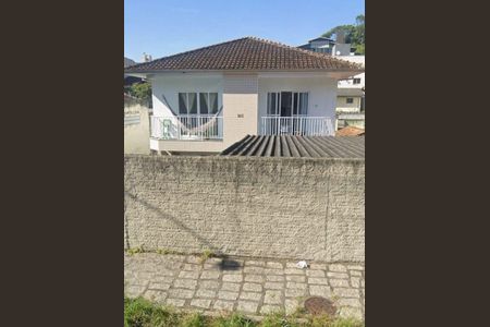 5_photo/9527385a4b.561dcad3d0cedf12-ATLAS-413be061-4f2b-4d8e-94ef-26cf8c178e6d.jpg de casa à venda com 8 quartos, 273m² em Trindade, Florianópolis